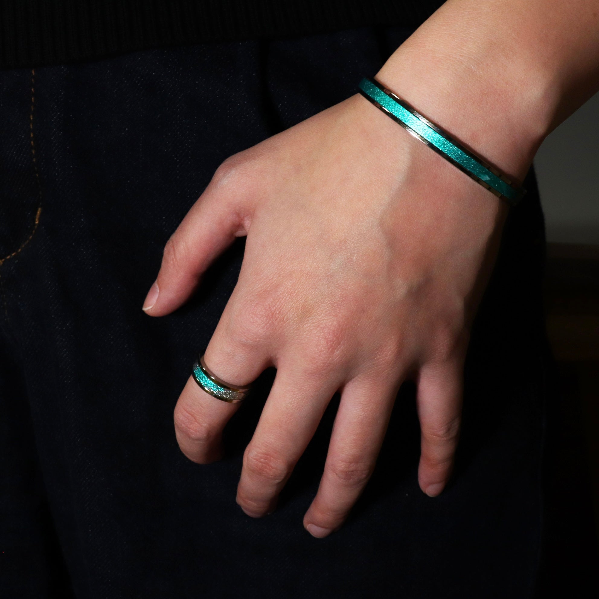 レザーリング （シルバーカラー）11号〜21号 調整可能