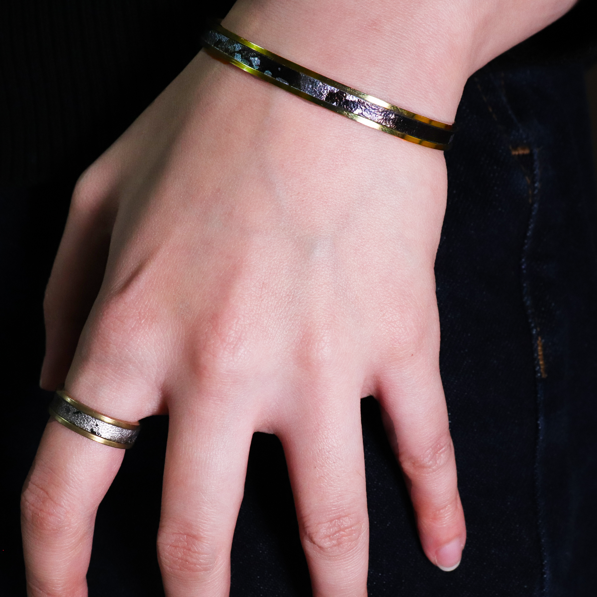 レザーリング （シルバーカラー）11号〜21号 調整可能