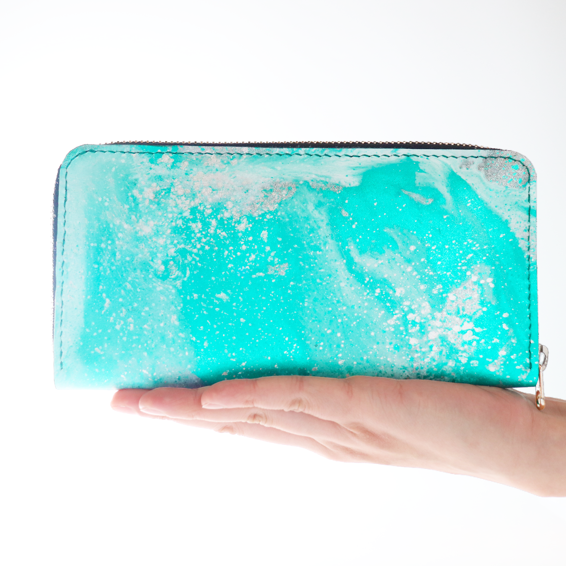 ラウンドファスナー 長財布