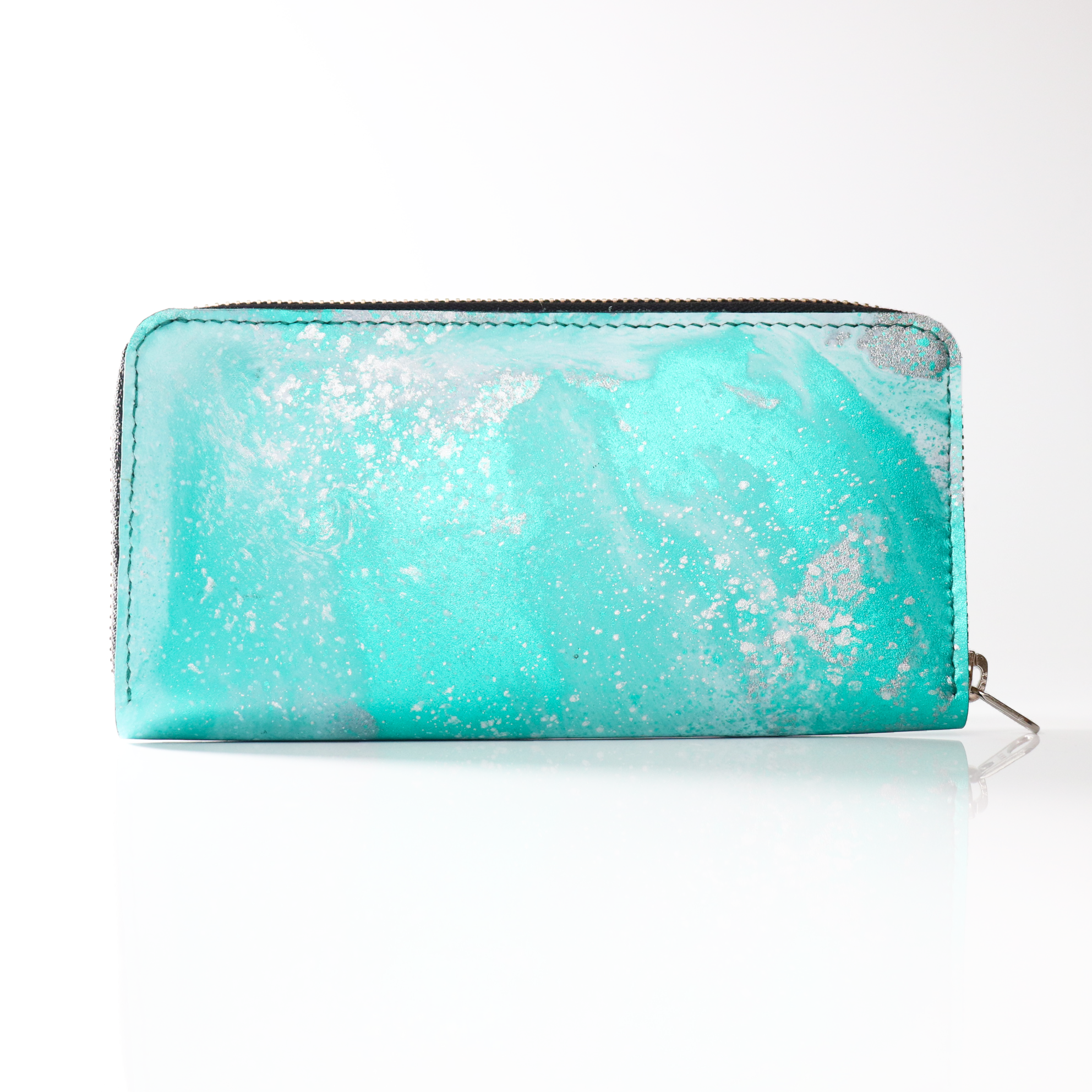 ラウンドファスナー 長財布